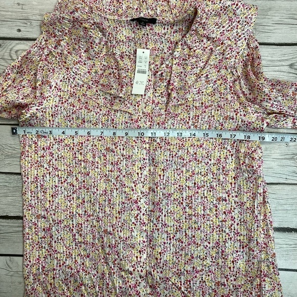 J Crew Ruffle Top in field day print - Picture 6 of 12